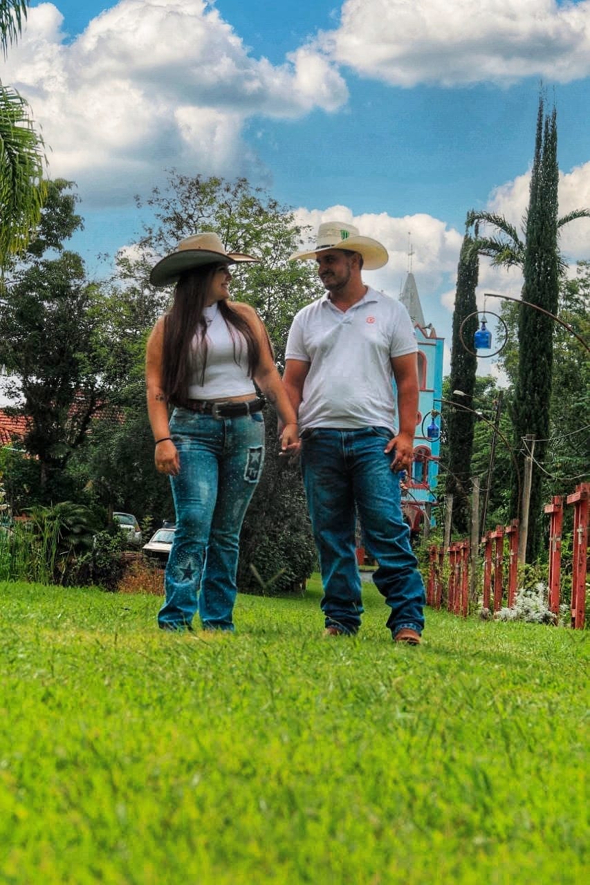 56edc6de-21e2-4f98-a112-d51e131ac5bb